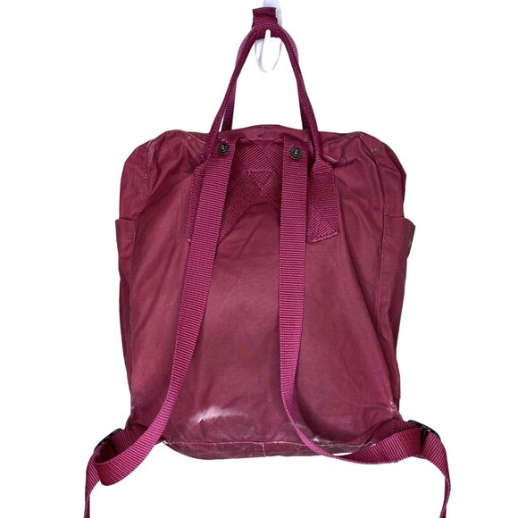 Fjallraven "Kanken" Maroon Backpack, 13" Laptop Sleeve -- Beat Up But Good - Picture 2 of 13